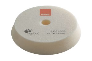 Ultrafine foam polishing pads for random orbital