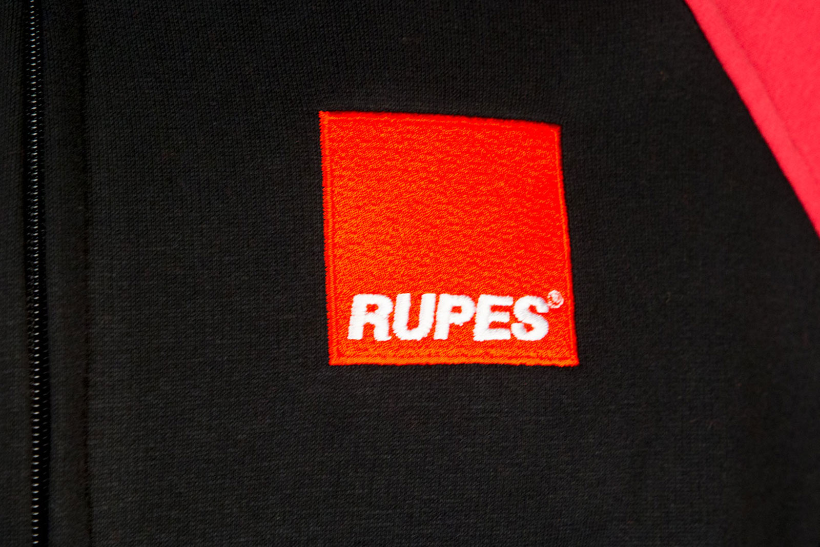 9Z1063-felpa_dettaglio_rupes Sweat Racing rouge et noir- Gallery photo 12