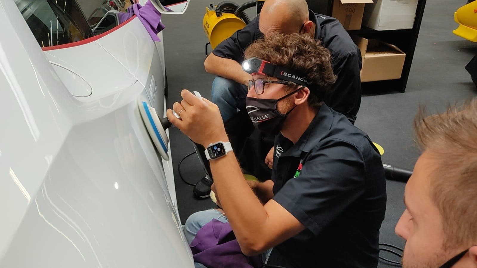 Modena Motor Gallery con Associazione Detailing Italia - 5