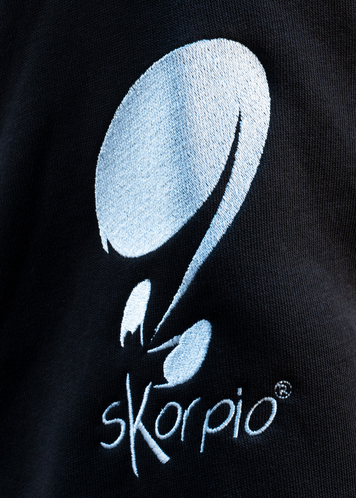 felpa-con-cappuccio_dettaglio-skorpio RACING HOODIE- Gallery photo 9
