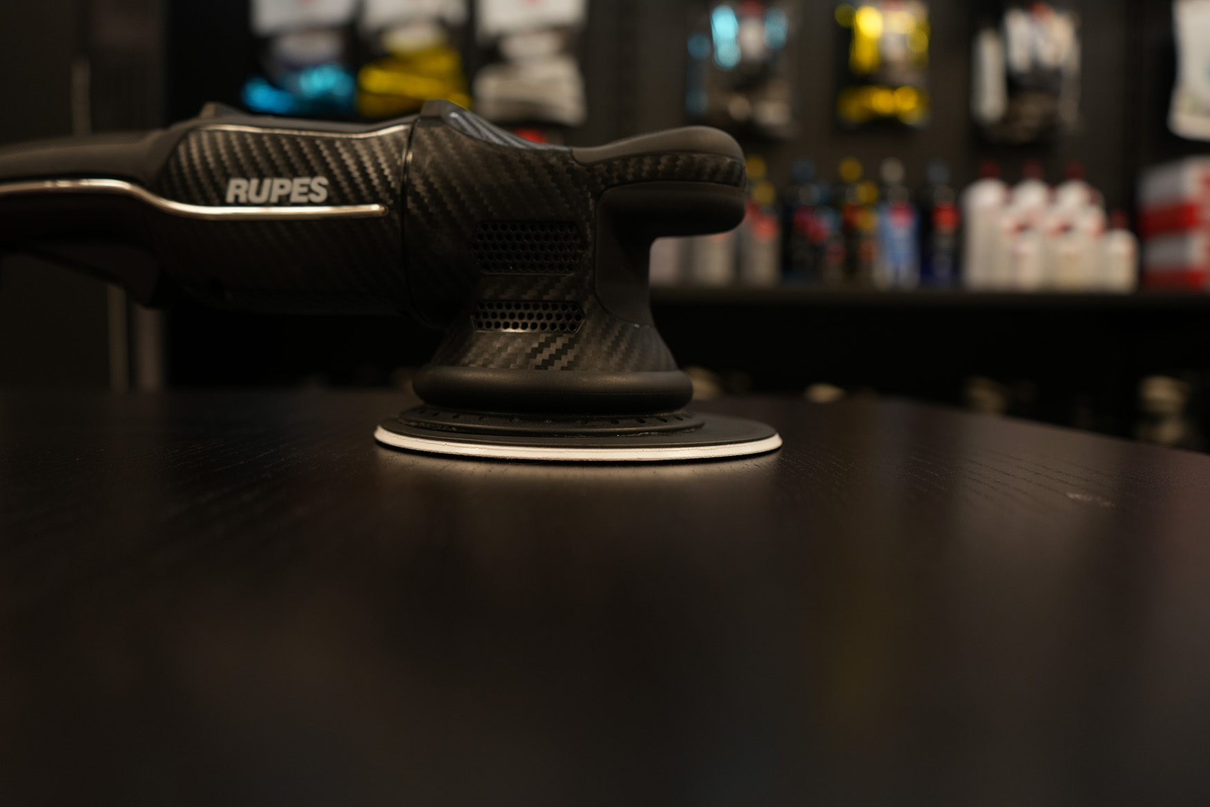 Foto_Applicativa Random orbital polisher – Bigfoot HLR21 iBRID- Gallery photo 4