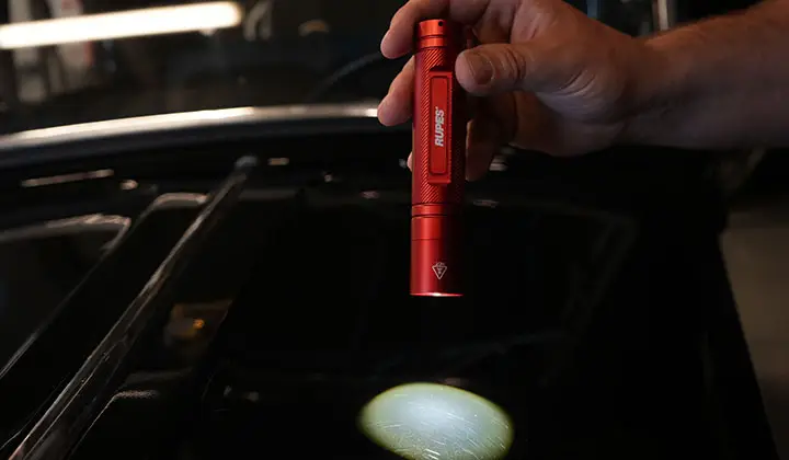 Lampe de Poche LL200 Swirl Finder Image of Lampe de Poche LL200 Swirl Finder